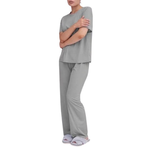 Talmont Women's Silky Short Sleeve Pajama Sets - Gray - Picture 3 of 4